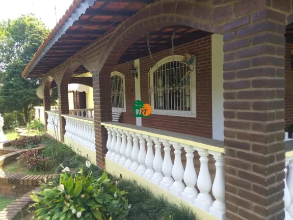 Imagem Chácara para Venda em São Roque, Planalto Verde, 3 dormitórios, 1 suíte, 1 banheiro, 2 vagas