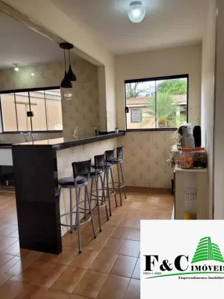 Imagem Casa para Venda em Iracemápolis, Centro, 3 dormitórios, 1 suíte, 1 banheiro