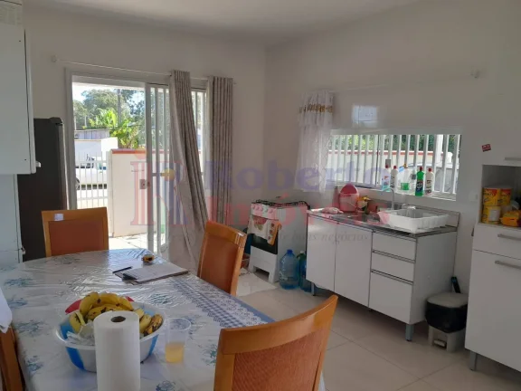 Imagem Linda Casa em Alvenaria de 70m²