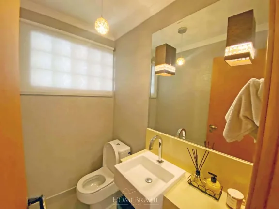 Imagem Apartamento Duplex à Venda no Village de Lacoline – Avenida Principal de Campos do Jordão