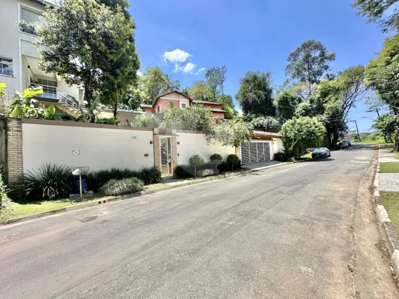 Imagem Casa à venda com 4 quartos, sendo 3 suítes, no condomínio Vilarejo, Carapicuíba - SP