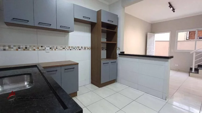 Imagem Sobrado com 2 dormitórios à venda, 58 m² por R$ 320.000,00 - Maracanã - Praia Grande/SP