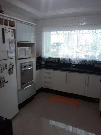 Imagem Sobrado Maravilhoso com 311 m² 3 Dormitórios sendo 3 Suítes Estuda Permuta