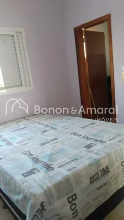 Imagem Casa estilo sobrado com 3 quartos, sendo 2 suítes, 3 salas, cozinha ampla e moderna com móveis pla...
