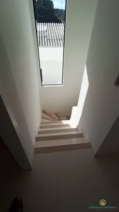 Imagem Casa 3 dormitórios, sendo 1 suíte, nova estilo moderno