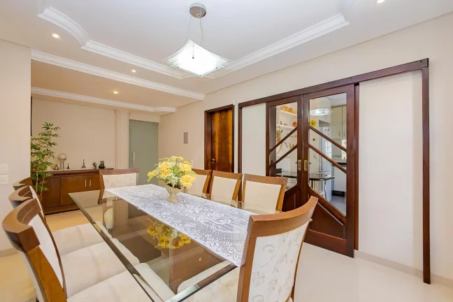 Casa de 4 quartos, 1 suíte no Santo Inácio