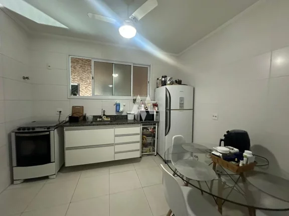 Imagem Casa em Villaggio no Marapé com 2 suítes e piscina.
