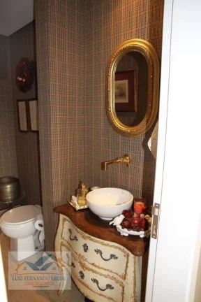 Imagem Apartamento Alto Padrão, 1 por andar, à Venda no Campo Belo: 3 suítes e 3 vagas. R$ 2.800.000,00