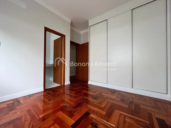 Imagem Belíssima casa nova térrea com 3 quartos (todos suítes), em terreno de 372 m², no Condomínio Fi...
