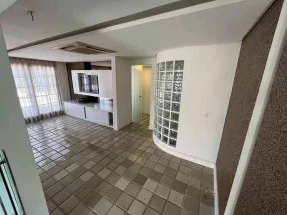 Imagem Casa à venda em Jaboatão dos Guararapes, Candeias, com 5 quartos, 360m2