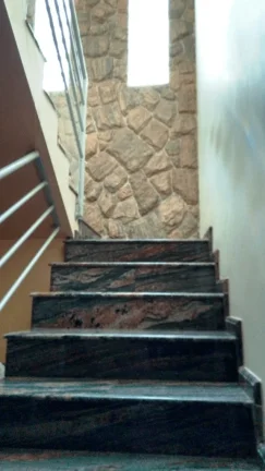 Imagem Casa à venda - Áre útil 210 m2 com 3 dormitórios sendo 1 suíte - 2 vagas - Bairro Cidade Jardim - Ju