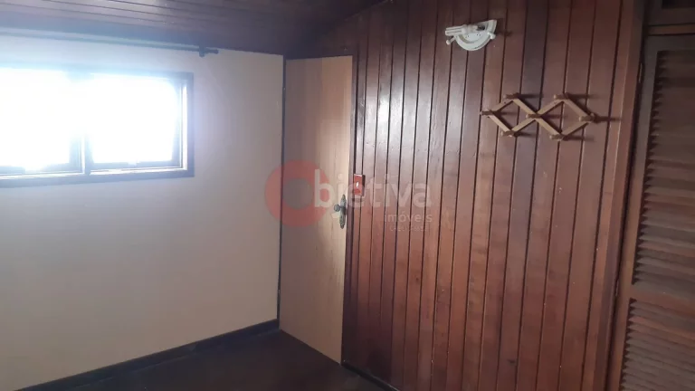 Imagem Casa tríplex a venda em condomínio com 3 quartos no Peró - Cabo frio