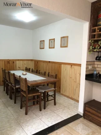 Imagem Sobrado para Venda em São José dos Pinhais, Costeira, 3 dormitórios, 1 suíte, 3 banheiros, 1 vaga