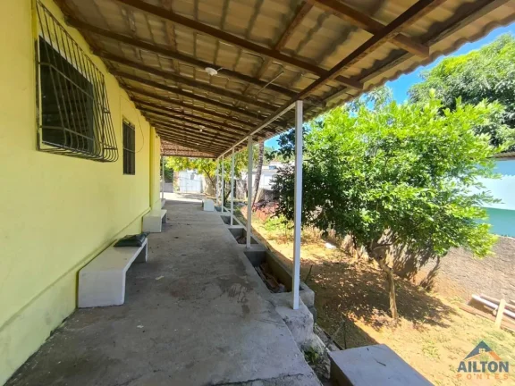 Imagem Casa Linear com 2 Quartos à Venda no Bairro Perocão - Guarapari/ES