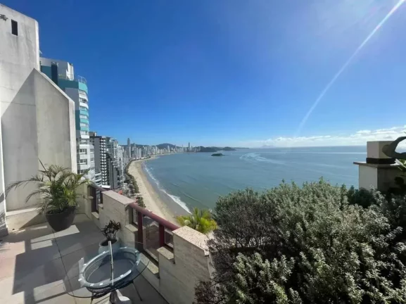 Imagem Apartamento duplex alto padrão mobiliado com 3 suítes e 3 vagas em Balneário Camboriú/SC