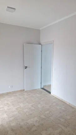 Imagem Casa à venda ou para alugar com 3 quartos, sendo 1 suíte, em Alvinópolis, Atibaia, SP