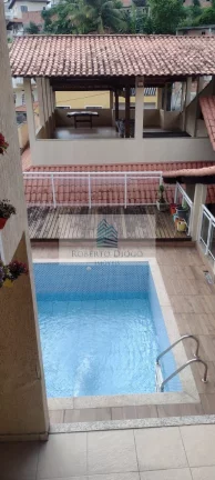 Imagem Casa em Condomínio de Luxo em São Gonçalo-RJ, Zé Garoto: 3 quartos, 1 suíte, 2 salas, 2 banheiros, 2 vagas, 317m²!