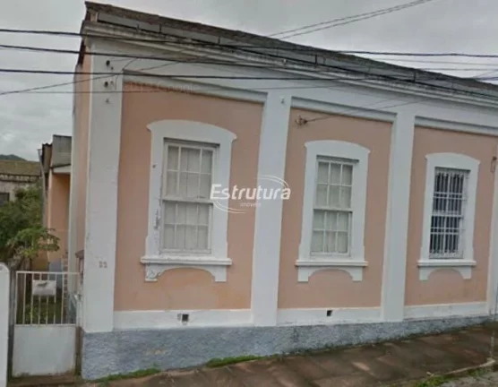 Casa na Vila Belga com garagem