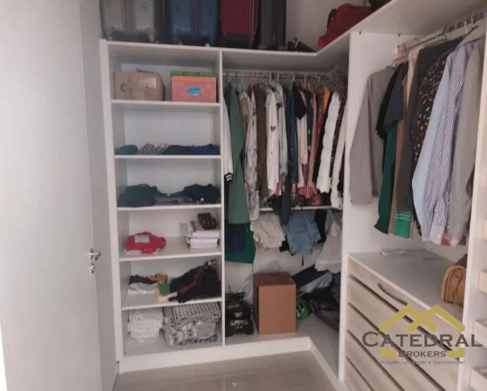 Imagem Casa com 2 Quartos, sendo 1 Suíte à venda por R$650.000,00 - 210m² - Jardim Guanabara - Jundiaí/SP