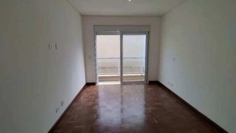 Imagem Casa de condomínio com 5 quartos, 6 vagas , 469,70m2, à venda em Alphaville