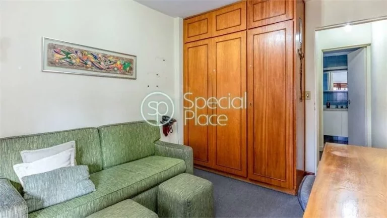 Imagem Apartamento com 122 m², localizado no coração da Vila Olímpia. Andar alto, amplo living com vara...
