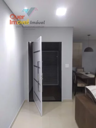 Imagem Casa em Condomínio à venda em Ribeirão Preto-SP, Jardim Ouro Branco: 3 quartos, 1 suíte, 2 salas, 2 banheiros, 2 vagas de garagem, 170m². Conheça o Condomínio Residencial Ouro Verde com a Quer Imóvel Negócios Imobiliários!
