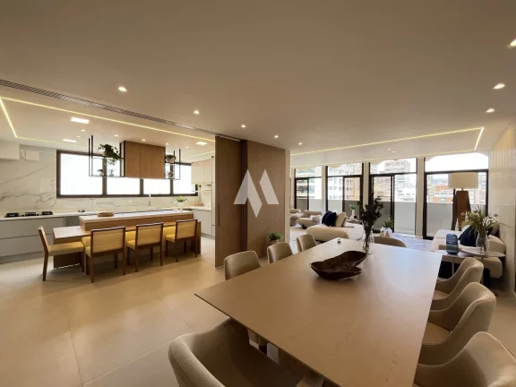 Imagem Apartamento Alto Padrão à venda com 3 suítes e Vista Parcial para o Mar no Boqueirão em Santos/SP
