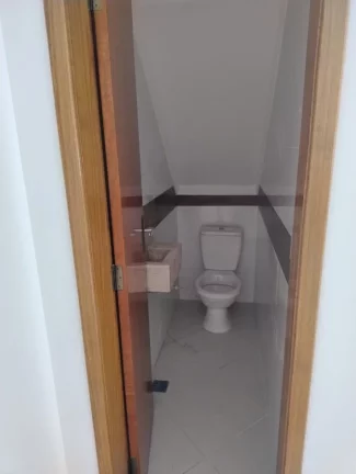 Imagem Sobrado para Venda em Santo André / SP no bairro Vila Lucinda