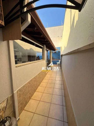 Imagem Casa com 3 dormitórios à venda, 166 m² por R$ 690.000,00 - Consolação - Rio Claro/SP