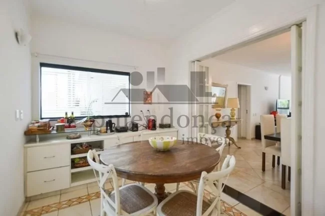 Imagem Apartamento na Rua Dr Homem de Melo com 170m², 3 quartos (1suíte) e 1 vaga.
