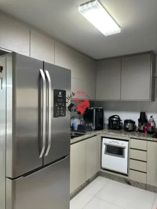 Imagem À venda sem Santo André o Seu Refúgio Urbano com Exclusividade: 3 Suítes, 3 Vagas e Muito Espaço!