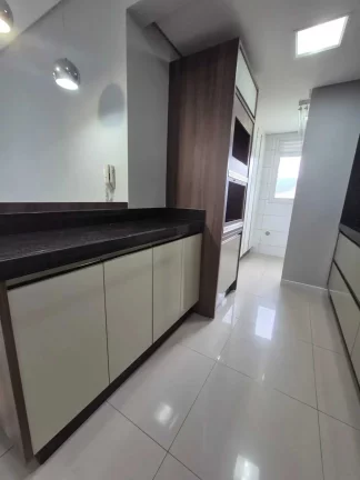 Imagem Apartamento com 2 dormitório sendo 1 suíte e 2 vagas de garagem em Brusque