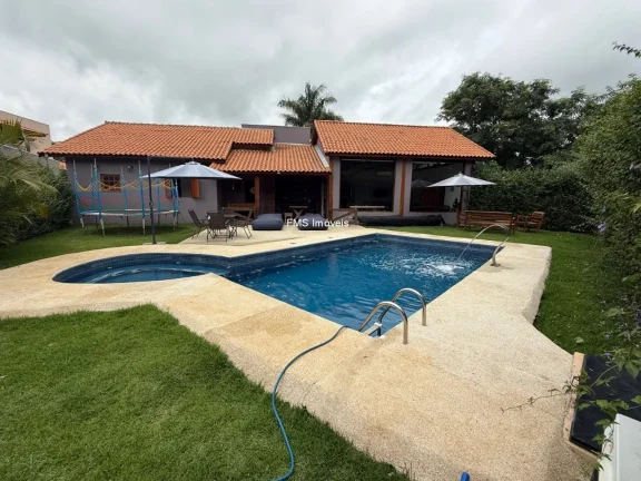 Imagem Oportunidade única: Casa de condomínio de alto padrão com 3 suítes e 4 vagas no Ninho Verde I, Porangaba-SP!