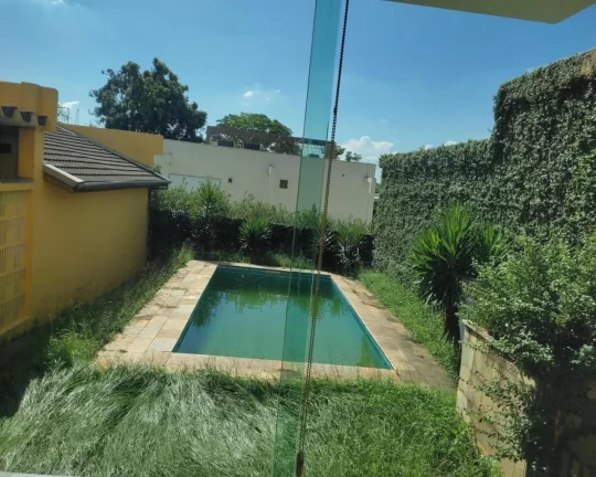 Imagem Lindo sobrado com piscina, hidromassagem,3 dormitórios 3suitsFl55