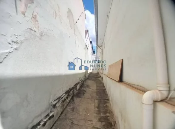 Imagem CASA EM EXCELENTE LOCALIZAÇÃO NO SANTO ANTÔNIO