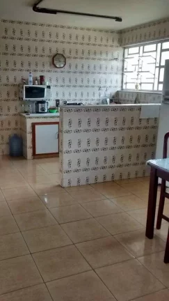 Imagem LINDA CASA COM 4 QUARTOS, QUINTAL GRANDE A VENDA - NOVA FRIBURGO.