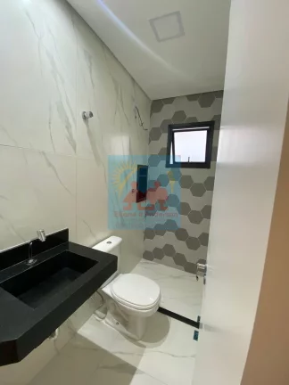 Imagem Sobrado no Tupi em Praia Grande/SP, 3 dormitórios, churrasqueira, R$ 880mil