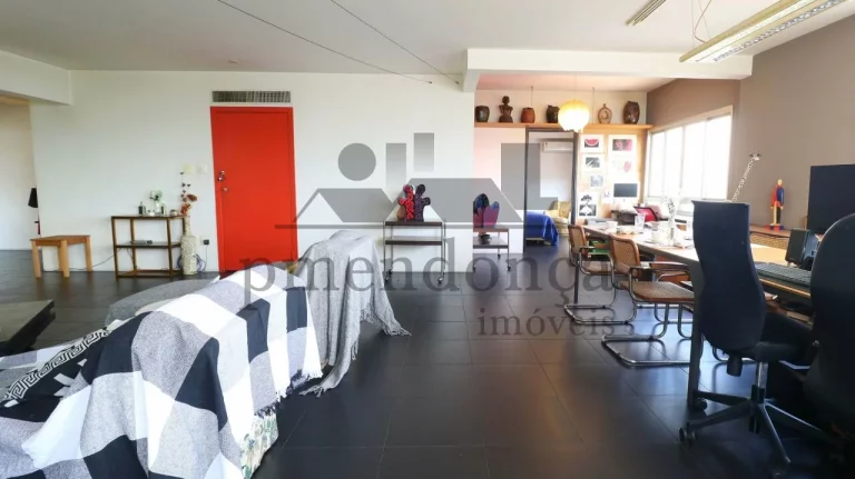 Imagem Pinheiros, apartamento excelente para reforma com vista exuberante em 177m²