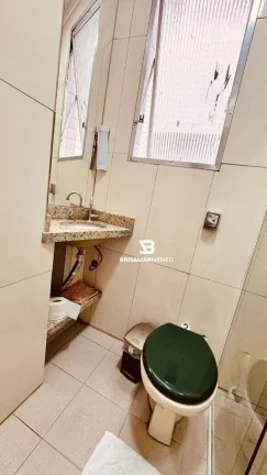 Imagem Kitnet com 1 dormitório à venda, 27 m² por R$ 268.000,00 - Pitangueiras - Guarujá/SP