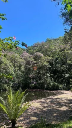 Imagem Chácara com 3 dormitórios à venda, 2000 m² por R$ 650.000 - Zona Rural - Nazaré Paulista/SP