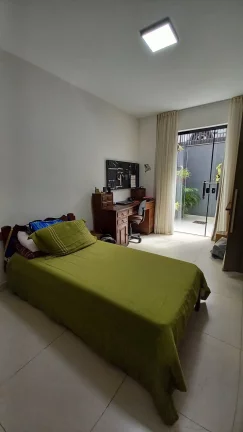 Imagem Vendo este lindo apto no bairro Conego, Nova Friburgo.