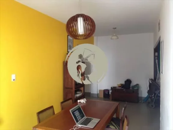 Imagem BEM LOCALIZADO, UMA QUADRA DA PRAIA, SHOPPING, E COMÉRCIO AMPLO NA REGIÃO