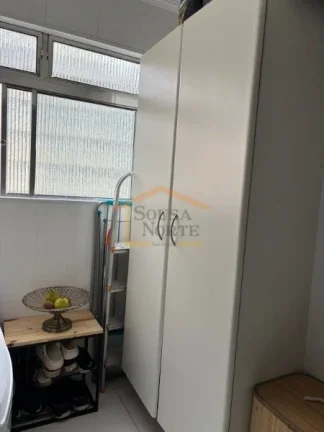 Imagem Apartamento totalmente reformado, com 65m², 3 quartos, sendo 2 conjugados e 1 suíte, sala para doi...