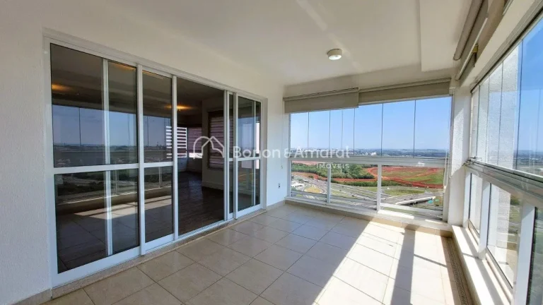 Imagem Excelente apartamento em andar alto, com vista privilegiada da varanda gourmet fechada com vidro e a...