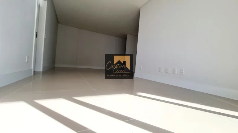 Imagem Apartamento no 9º andar com 101,96m² privativos! 3 quartos sendo 1 suíte com persianas integradas...