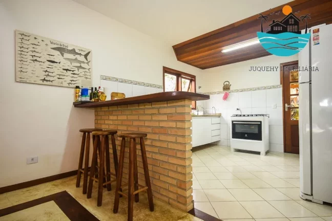 Imagem Casas para Alugar Temporada Juquehy - 600m da praia, 4 dorm. sendo 1 suíte, 1 dorm. no térreo, máx. 10 pessoas | Juquehy Imobiliária