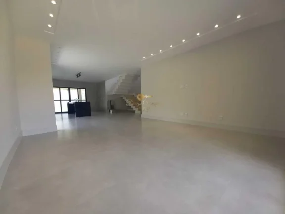 Imagem Casa em Condomínio para Venda em Teresópolis / RJ no bairro Green Valley