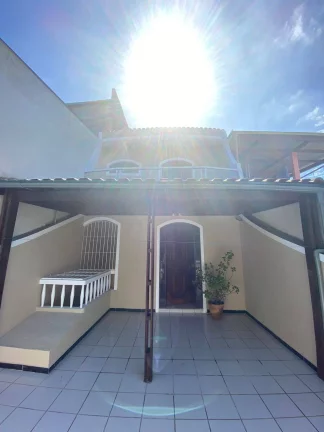 Imagem Sobrado 194 m² 2 Dormitorios ( possivel fazer um terceiro) 2 Vagas