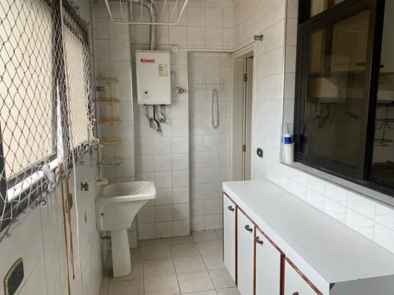 Imagem Apartamento 130M², 4Q, 1 Suíte, 4 Banheiros, 2 Vagas de Garagem, Piscina Adulto/Infantil, Salão de Festas, Churrasqueira, Playground, Espaço Gourmet.