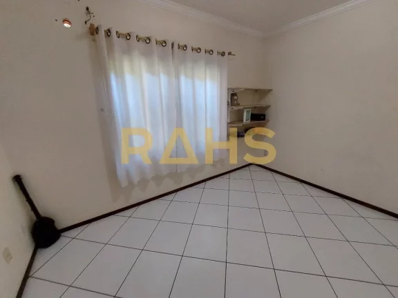 Imagem Você está em busca de um lar acolhedor e tranquilo? Apresentamos a você uma bela casa plana com 3...